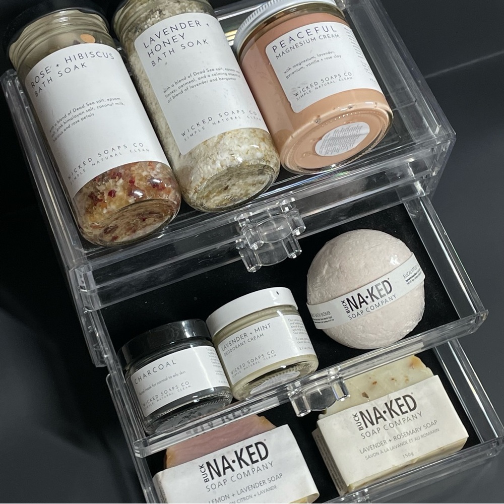 New! ☆ HP! Luxury Self-Care Skin & Bath Products Gift Set - Picture 2 of 5